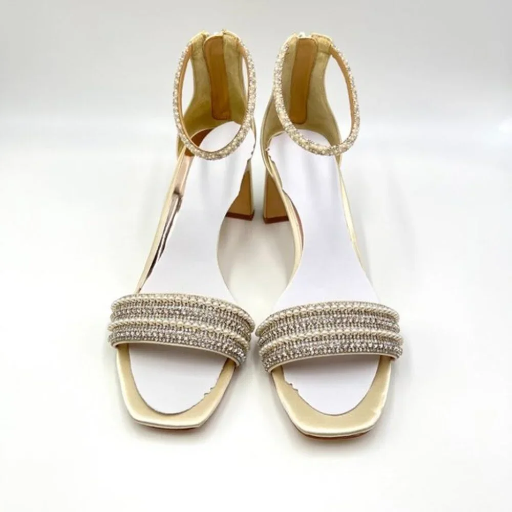 Badgley Mischka Size 9.5 Kameryn Ivory‎ Satin Jeweled Dress Sandals Heels Shoes